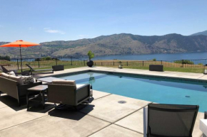 Lavish Lake Chelan Escape Pool and Panoramic Views